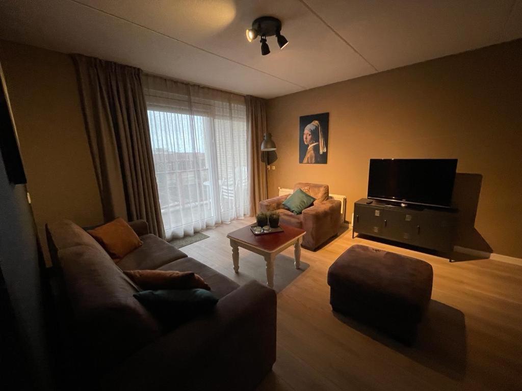 Aan Het Appartement *